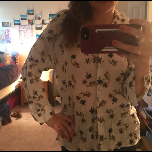 Patterned H&M Shirt - Picture 2 of 3